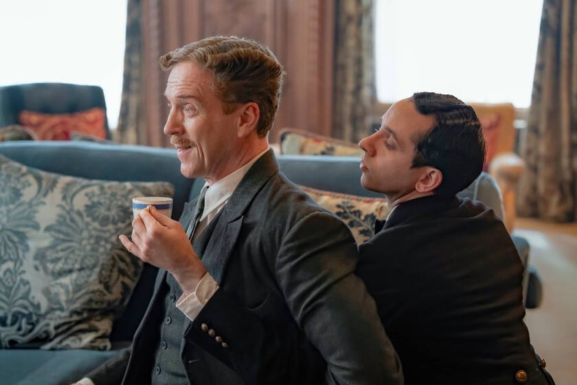 Los Davenport y su aristocracia de cotillón: llegan los dramas de época con humorada