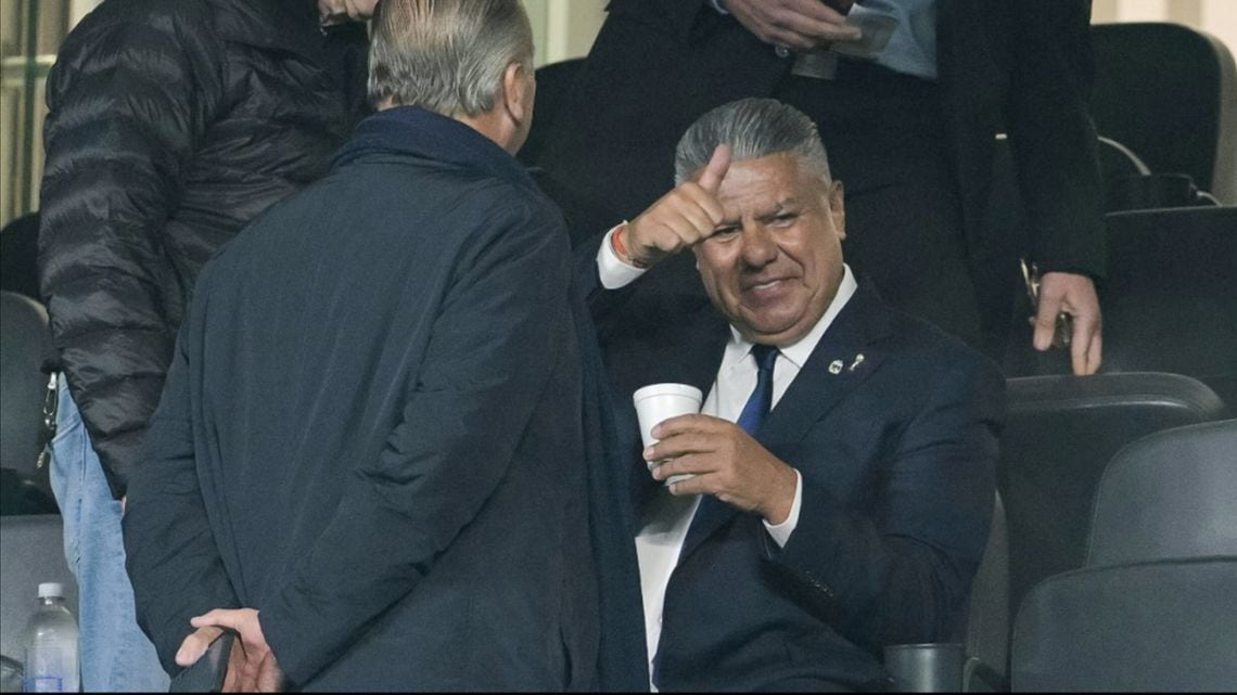 La Selección la rompió contra un rival que viajó con la Reserva y ya suma 21 amistosos sin perder
