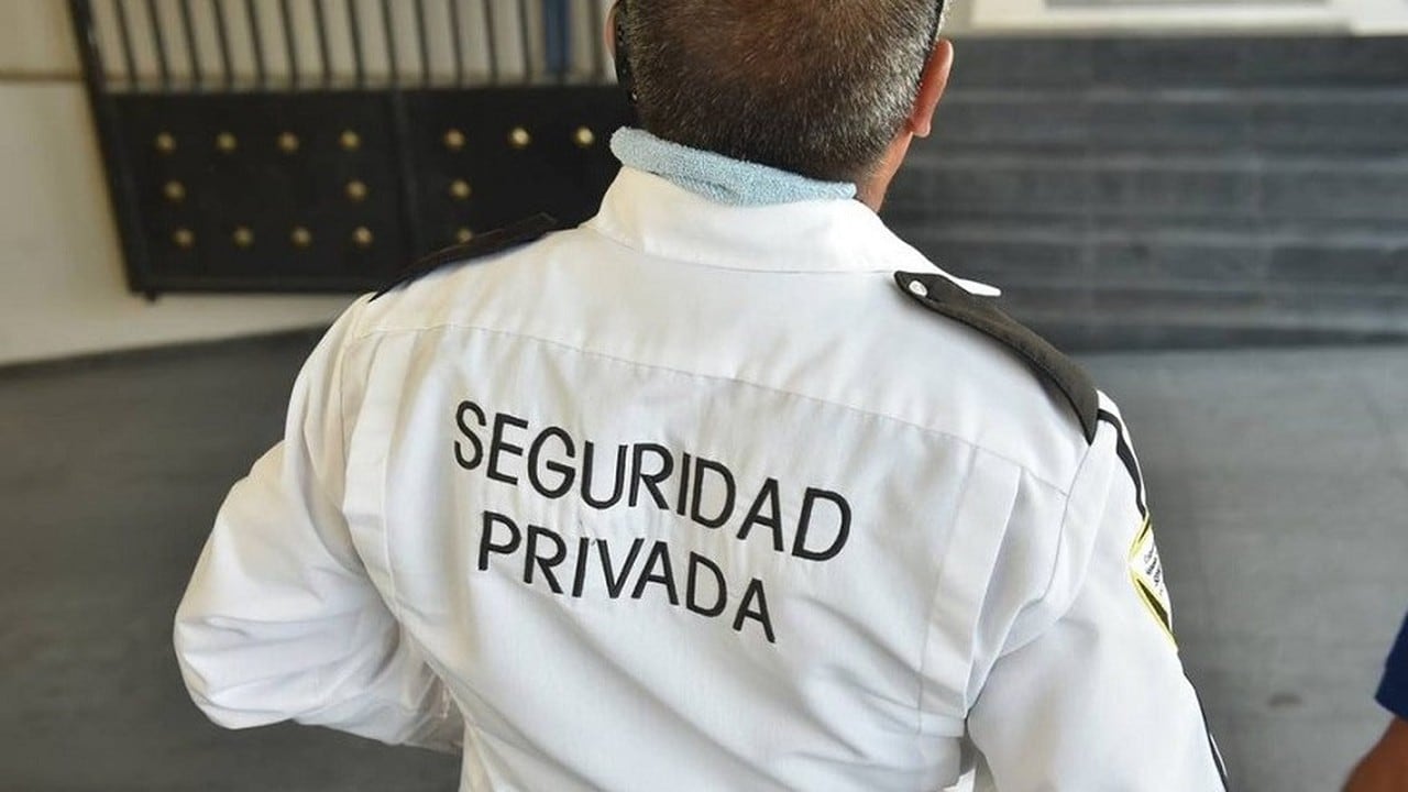 Sueldo de vigilador general: el total de bolsillo se acerca a $1.838.200 en octubre y proyecta $1.930.000 en diciembre