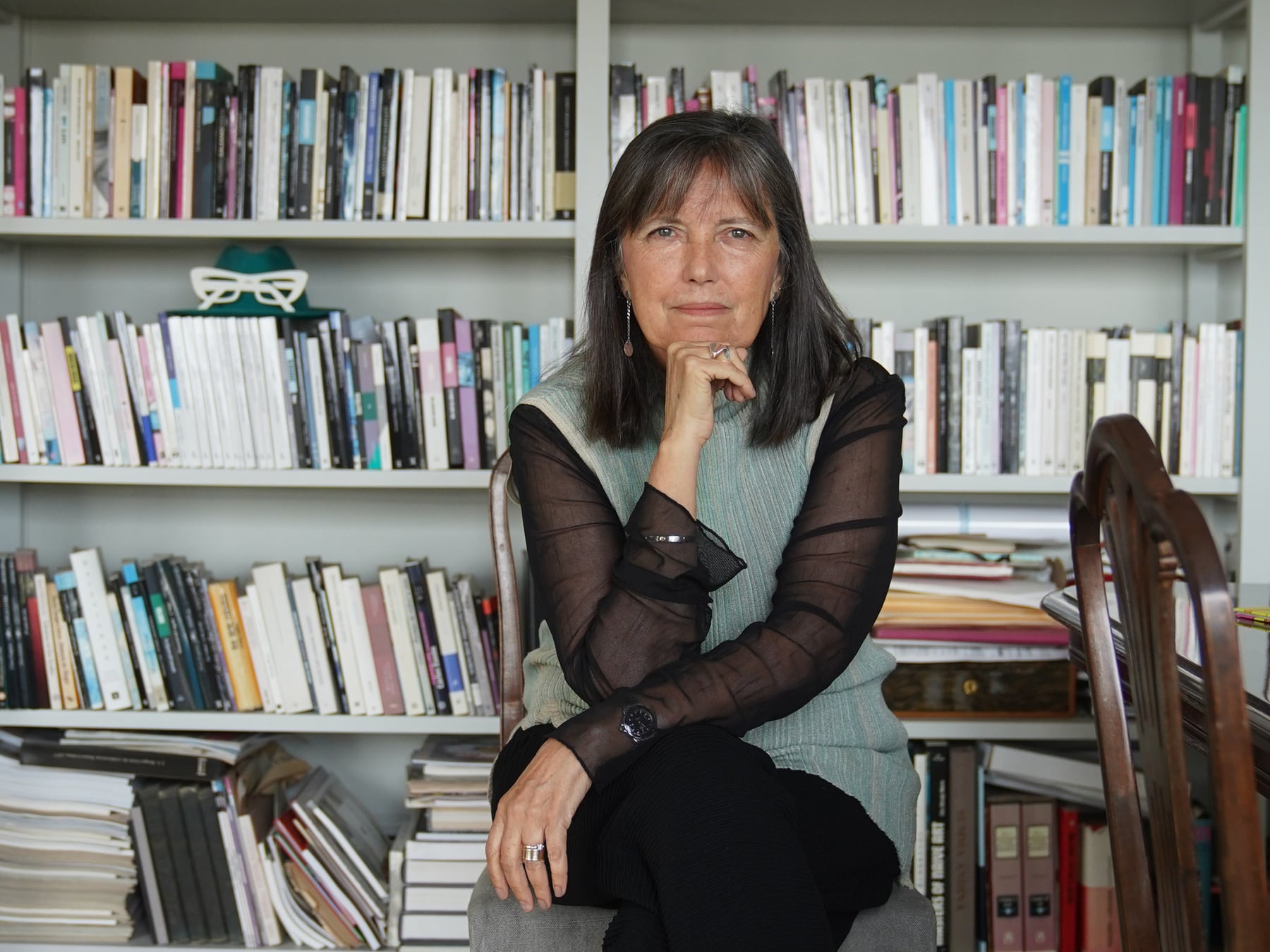 El canto que sigue sonando: la nueva novela de Claudia Piñeiro revive a una amiga a través de un manuscrito