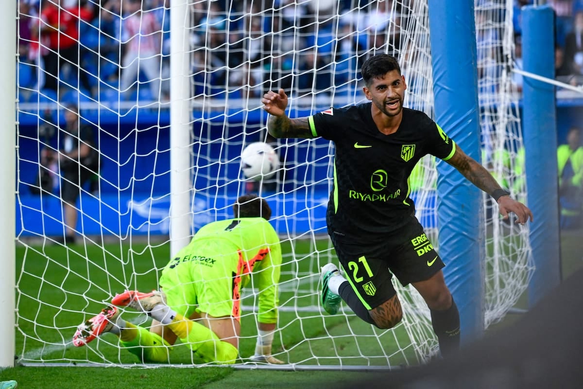 Cuti apareció en el área y Atlético se trajo tres puntos de oro desde Vitoria