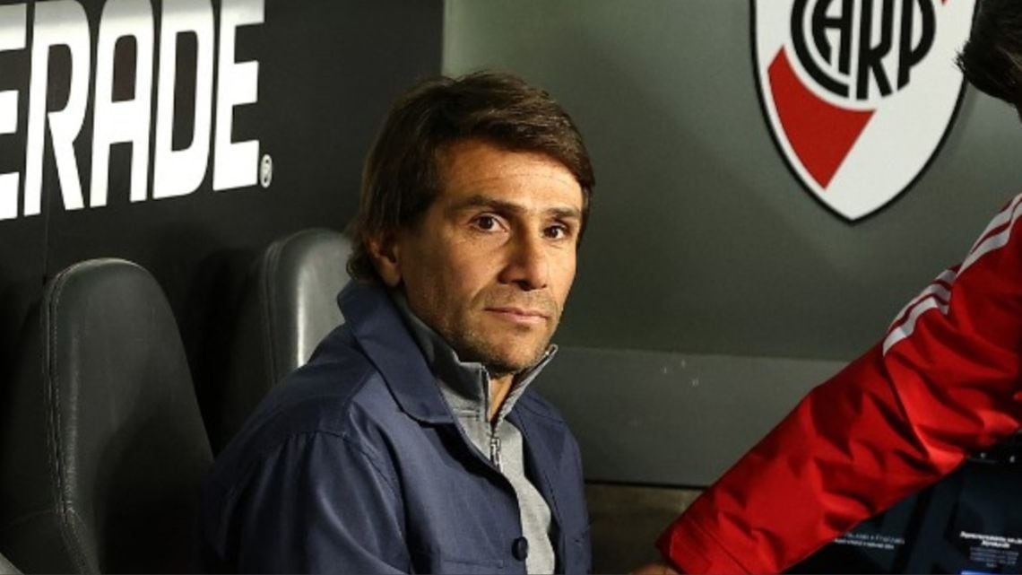 River se juega la clasificación en Junín y el nombre de Ramón Díaz vuelve a picar en la oreja