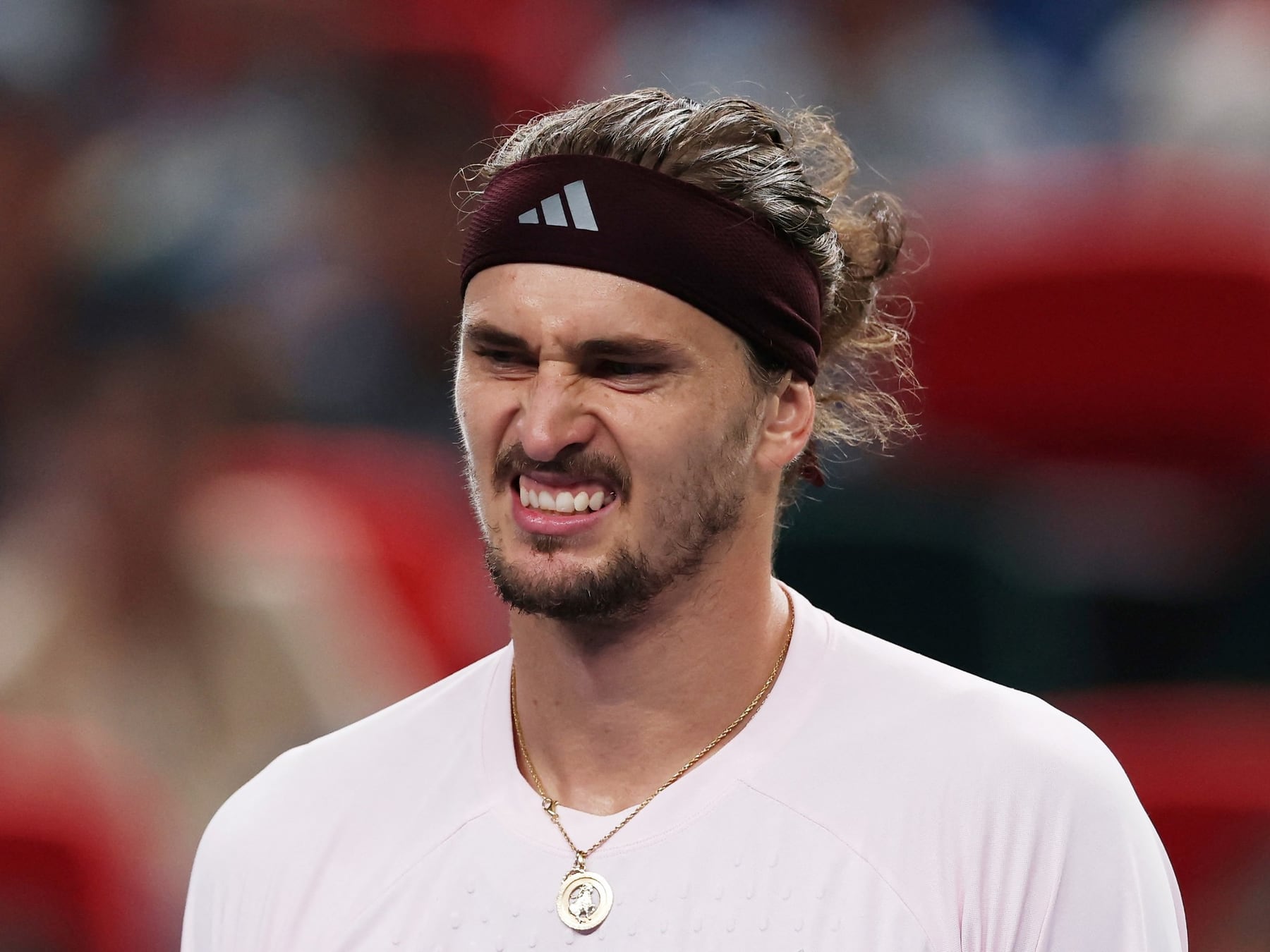 Zverev se quedó sin nafta en Shanghái y el dueño del domingo será español: Davidovich Fokina o Jódar