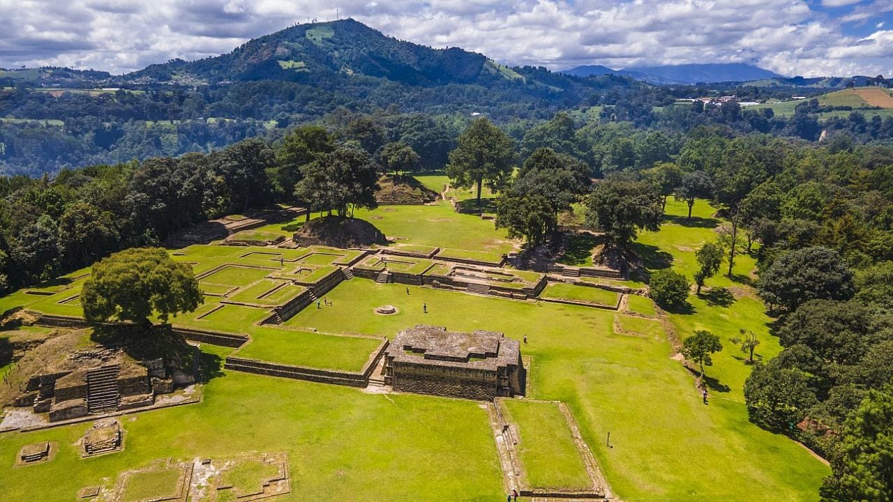 Guatemala en trece días: selva, volcanes y pueblos con identidad