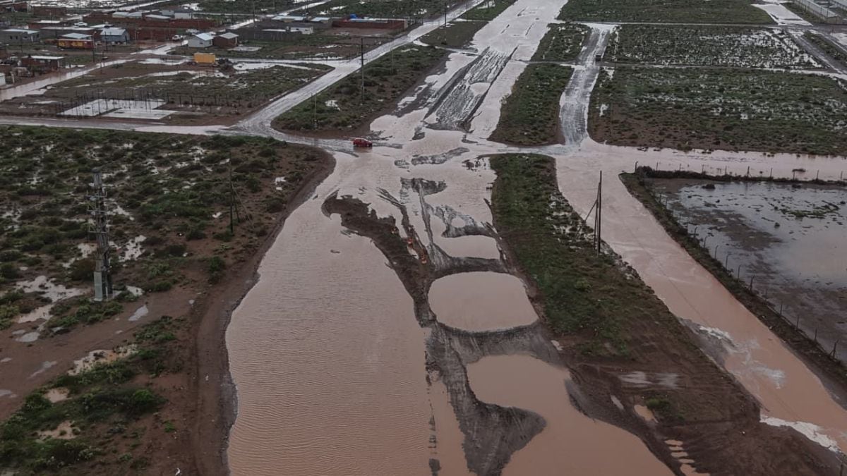 Añelo activó un refugio y atendió a 25 familias tras la tormenta